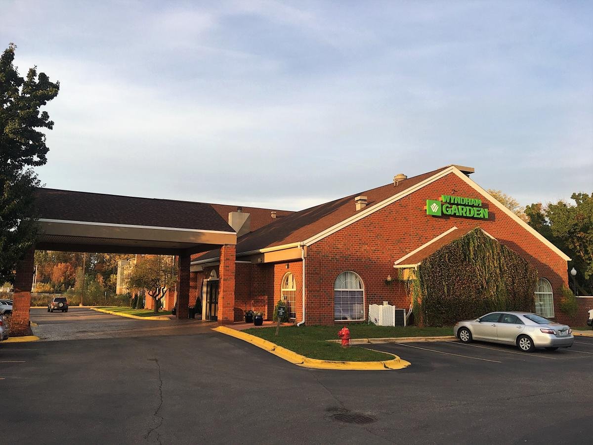 Parking at Wyndham Garden Grand Rapids