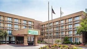 Parking at Wyndham Garden Schaumburg Chicago Northwest