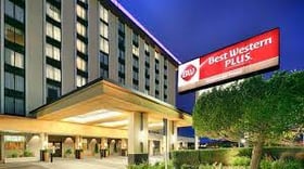 Parking at Best Western Plus Grosvenor Airport Hotel