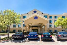 Parking at Comfort Suites Austin Airport