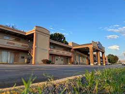Parking at Haven Inn & Suites