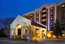 Parking at Radisson Hotel Schaumburg ORD