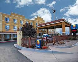 Parking at Comfort Inn & Suites Albuquerque Airport