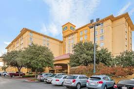 Parking at La Quinta Inn & Suites San Antonio
