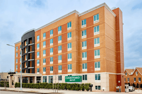 Parking at Courtyard by Marriott LGA queens/ Fresh Meadows