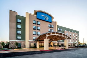 Parking at SpringHill Suites by Marriott OAK