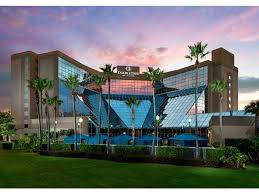Parking at DoubleTree by Hilton MCO