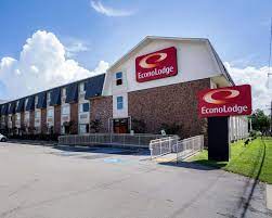 Parking at MSY Red Roof Inn Kenner