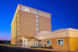 Parking at Best Western Plus the Charles Hotel near St. Louis Airport Parking 