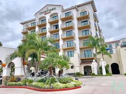 Parking at Courtyard by Marriott Anaheim Disneyland Parking near Disneyland in Anaheim California - Image 1
