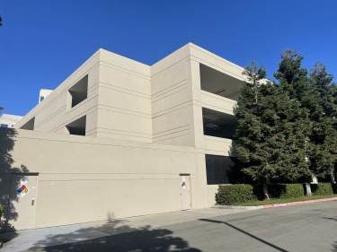 Parking at Spring Park Roof Top SJC near San Jose Airport Parking - Image 1