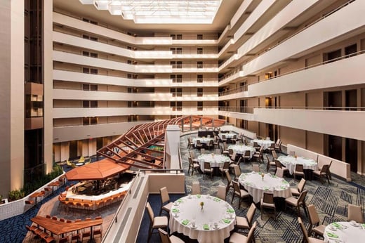 Parking at Four Points Sheraton PHL near Philadelphia Airport Parking - Image 3