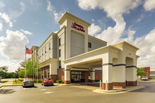 Parking at Hampton Inn and Suites IND near Indianapolis Airport Parking