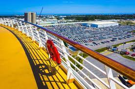 Parking at Park N Cruise Oversized/RV Parking near Port Canaveral - Image 2