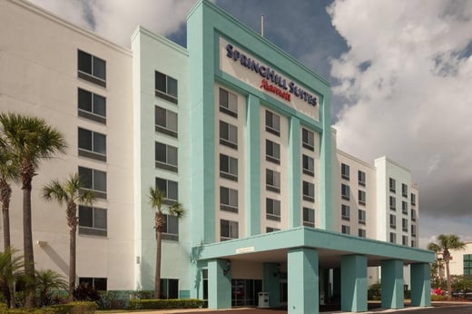 Parking at Springhill Suites by Marriott MCO near Orlando Airport Parking