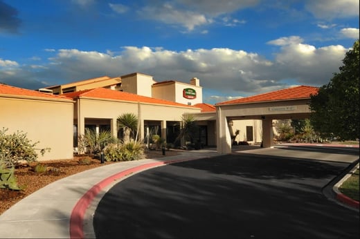 Parking at Courtyard by Marriott ABQ near Albuquerque Sunport Parking