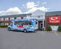 Parking at Econo Lodge Inn & Suites - BDL near Bradley Airport Parking - Image 2