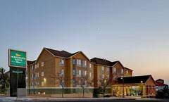 Parking at Holiday Inn and Suites ABQ near Albuquerque Sunport Parking
