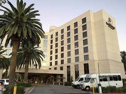 Parking at DoubleTree by Hilton - MSY near New Orleans Airport Parking - Image 3