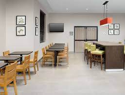 Parking at Country Inn & Suites by Radisson - IAH near George Bush Airport Parking - Image 2