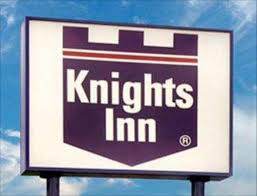 Parking at Knights Inn Indianapolis near Indianapolis Airport Parking - Image 3