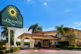 Parking at La Quinta Wyndham Tampa