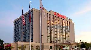 Parking at Houston Marriott South at Hobby Airport