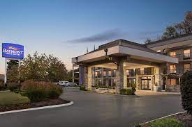 Parking at Baymont by Wyndham Nashville