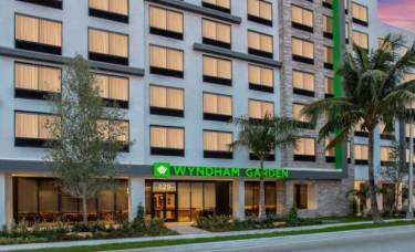 Parking at Wyndham Garden Port Everglades