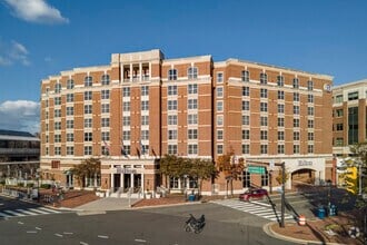 Parking at Hilton Alexandria Old Town DCA